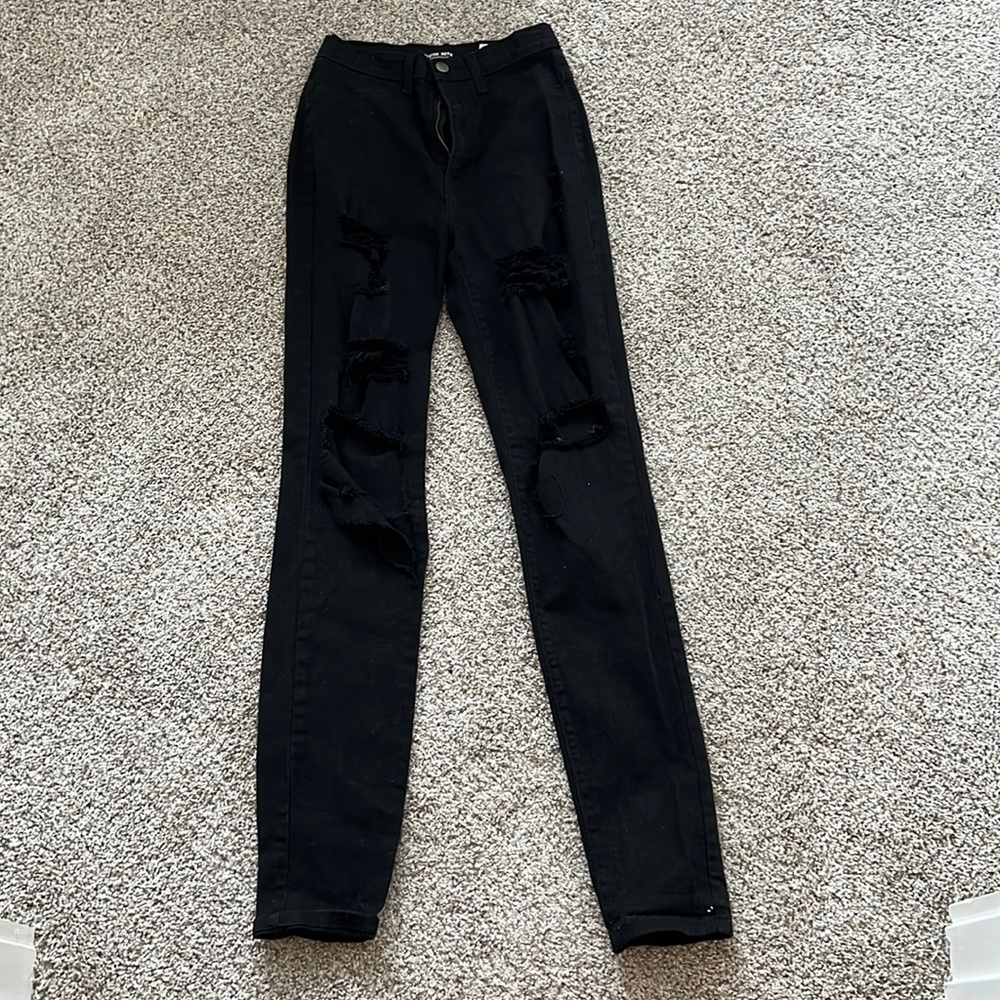 fashion nova ripped jeans